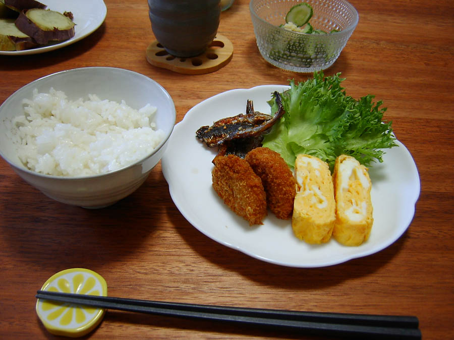 コロッケと玉子焼き