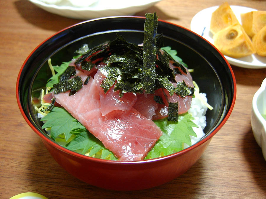 マグロ丼