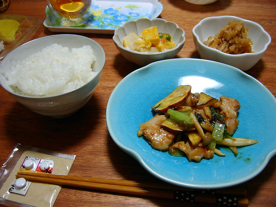 鳴門金時と鶏肉のしょうゆ糀炒め