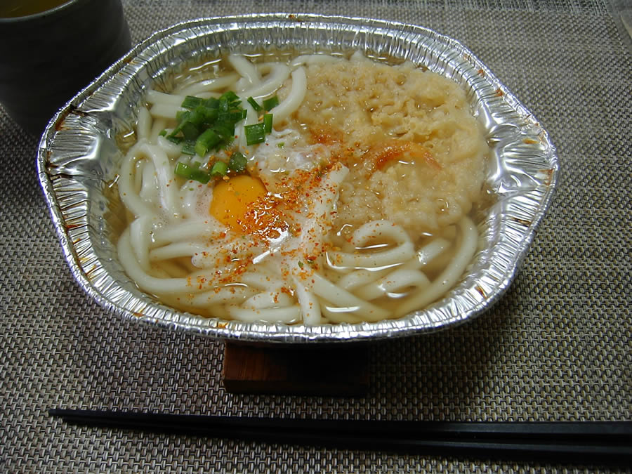 鍋焼天ぷらうどん