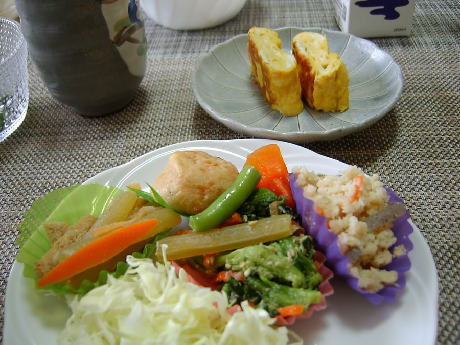 おかず詰合と玉子焼き