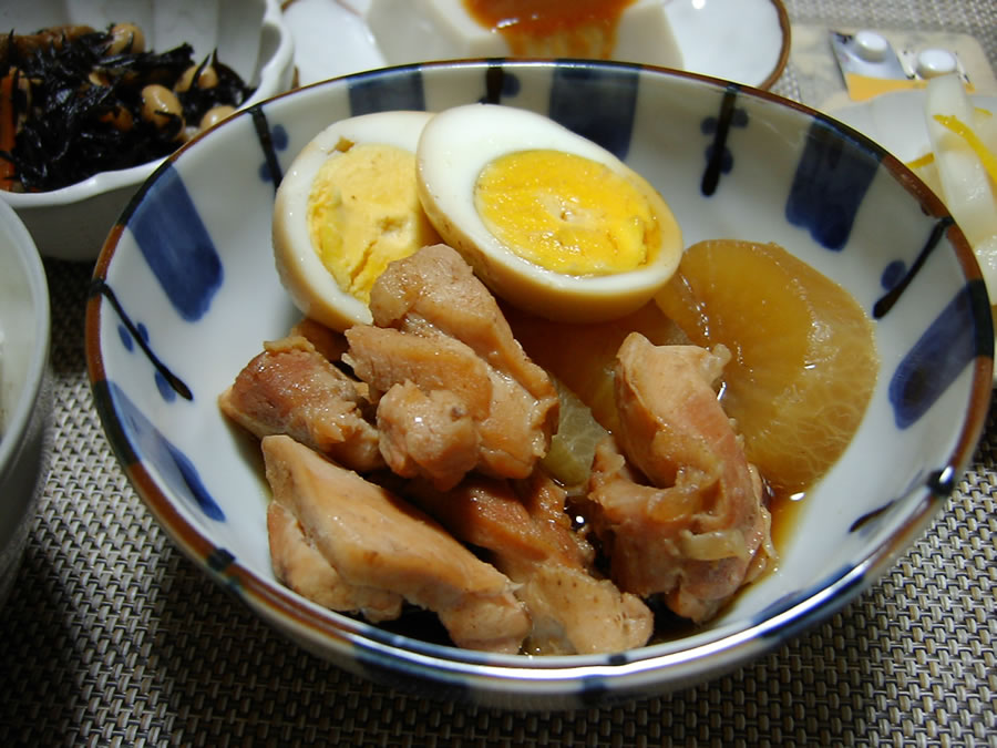 鶏肉と大根の煮物