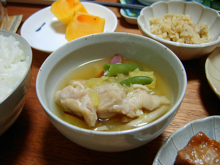 鳴門金時と鶏肉の白だし煮